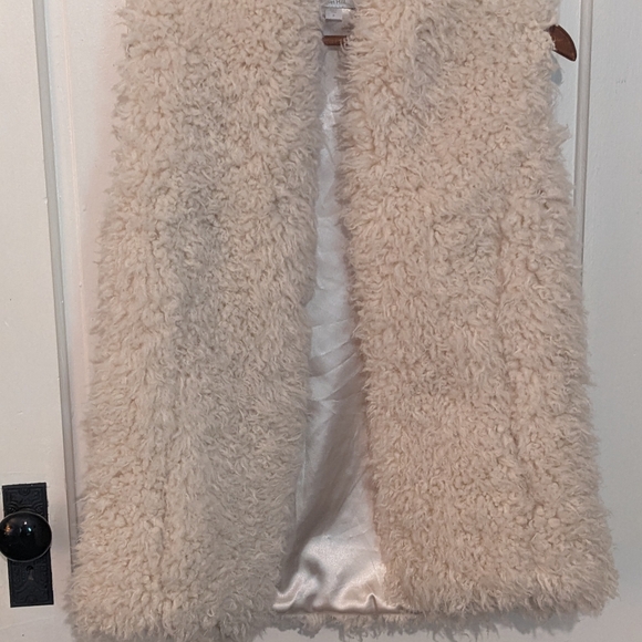 COZY Garnet Hill Faux Fur Vest - Small - Picture 5 of 8